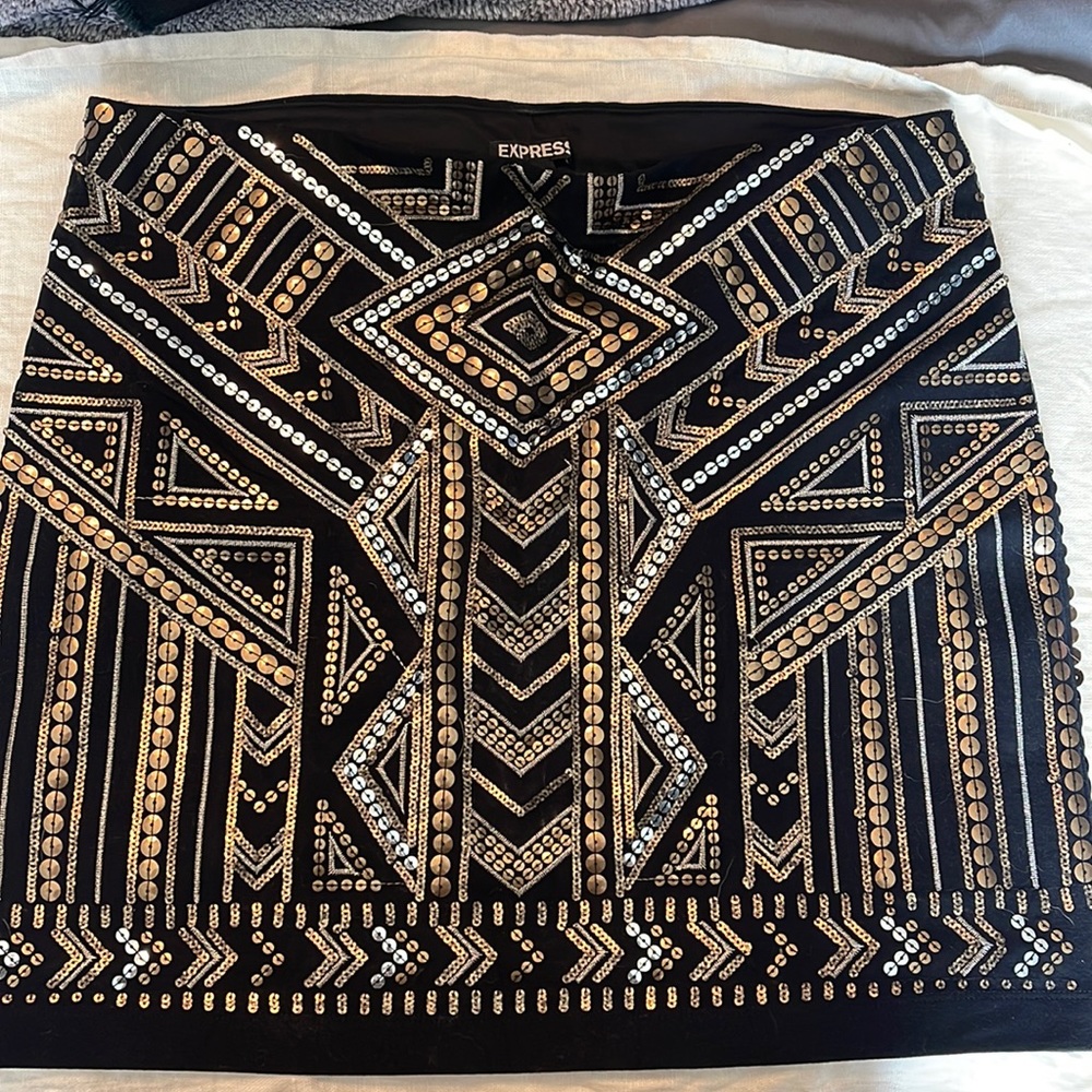 Express sequin skirt
